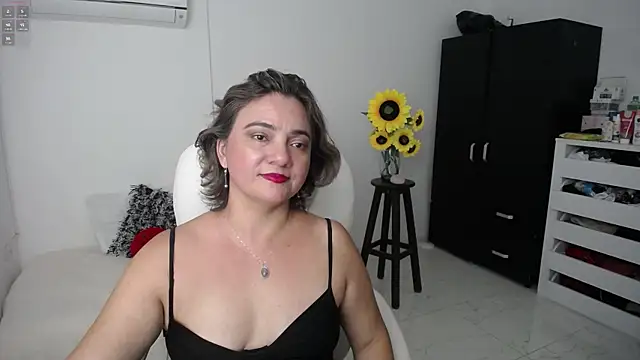 Ghada milf online show from March 7, 1:31 am