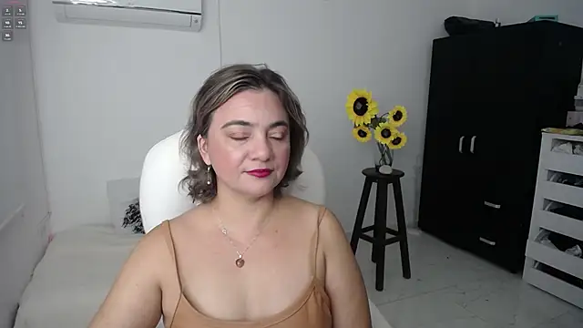 Ghada milf online show from March 17, 1:29 pm