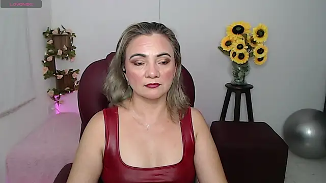 Ghada milf online show from March 3, 10:04 pm