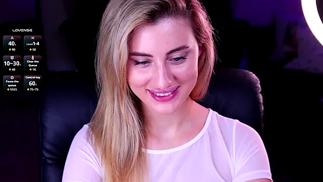 Naughty-Kitty1 online show from November 6, 10:43 pm