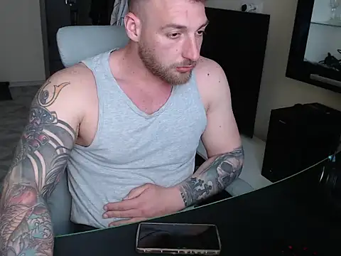 Alusca online show from April 29, 2:10 pm