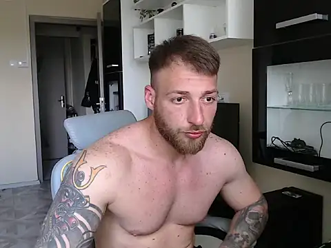 Snapshot of Alusca chatting on May 19, 9:37 am Alusca online show from May 19, 9:37 am