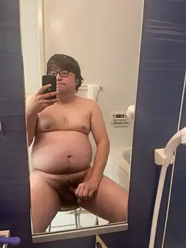 yuuki198912 online show from December 2, 7:31 pm