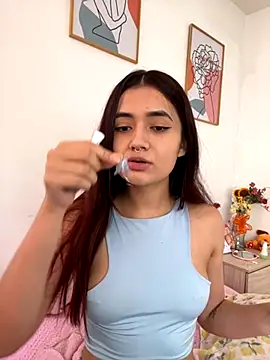 HallieLemon1 online show from October 10, 3:55 pm