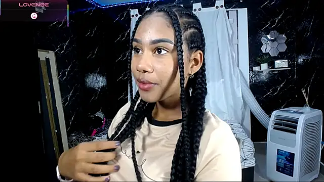 Hillary queen online show from October 15, 12:38 pm