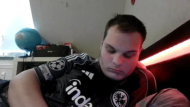 Snapshot of Nicolasjlhkjzl chatting on May 1, 9:47 am Nicolasjlhkjzl online show from May 1, 9:47 am