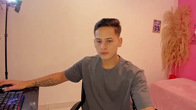 JANER 03 online show from October 10, 4:44 am