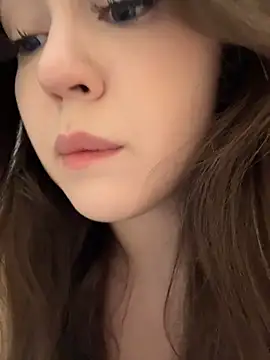 Snapshot of Peachy_Dream chatting on May 24, 4:12 pm Peachy Dream online show from May 24, 4:12 pm