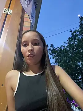 Penelope-Hot online show from December 11, 10:49 pm