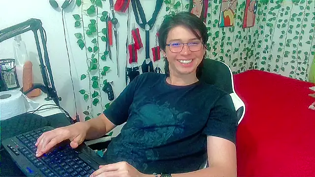 Andy gray online show from June 10, 12:37 pm