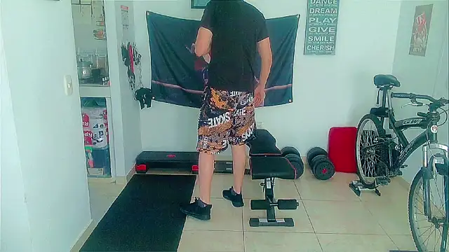 Snapshot of Andy_gray chatting on July 21, 12:29 pm Andy gray online show from July 21, 12:29 pm