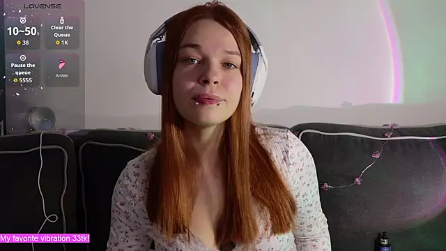 ValBae online show from November 16, 9:42 pm