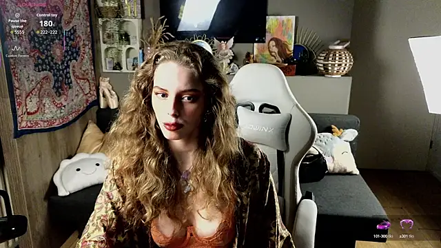 AyreenMoore online show from September 22, 8:55 pm