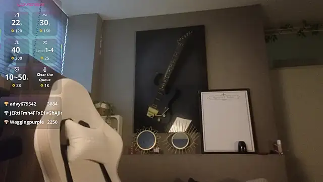 AyreenMoore online show from March 24, 2:00 pm