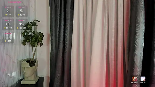 ailynBlaze online show from April 10, 7:02 am