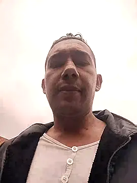 Snapshot of misterioso258 chatting on January 8, 1:57 pm misterioso258 online show from January 8, 1:57 pm