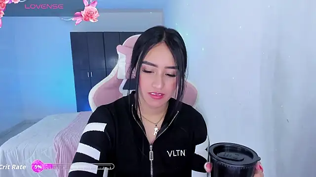 Tinylottie online show from March 27, 1:44 pm