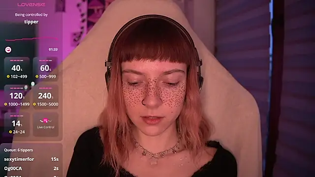 juliapie online show from December 20, 6:40 am