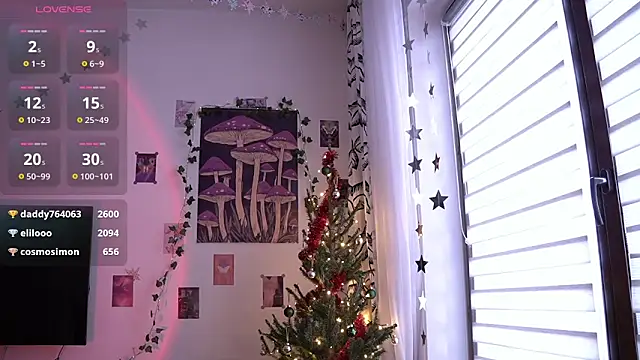 juliapie online show from December 25, 10:39 am