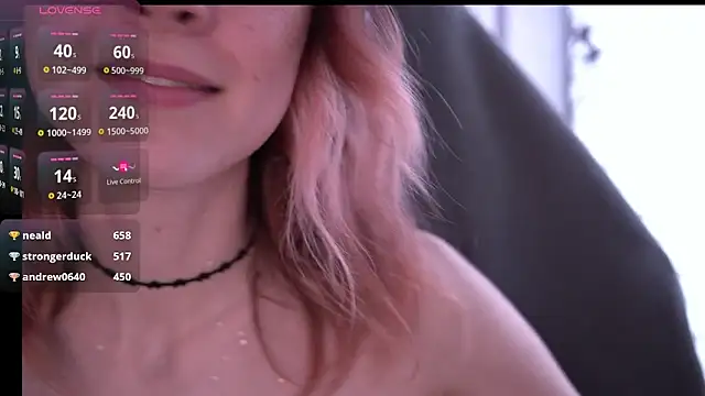 juliapie online show from March 14, 9:24 am