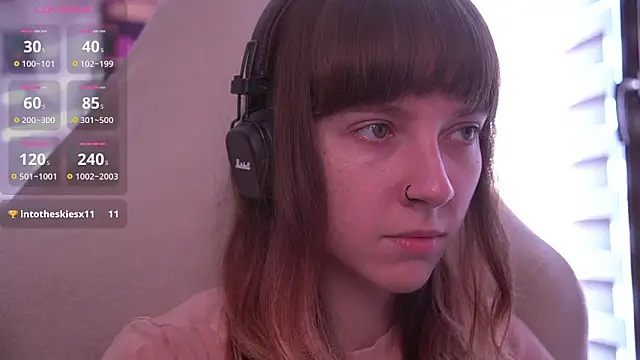 juliapie online show from November 22, 8:35 am