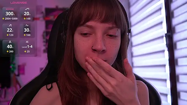 juliapie online show from February 18, 9:16 am