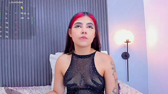 stephany roses  online show from February 11, 7:05 pm