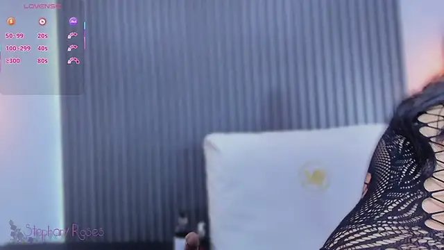 stephany roses  online show from March 4, 7:32 pm
