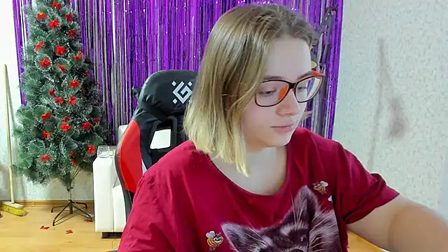 Seductive She Wolf online show from February 2, 6:26 am