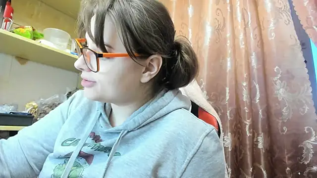 Seductive She Wolf online show from March 8, 4:11 pm