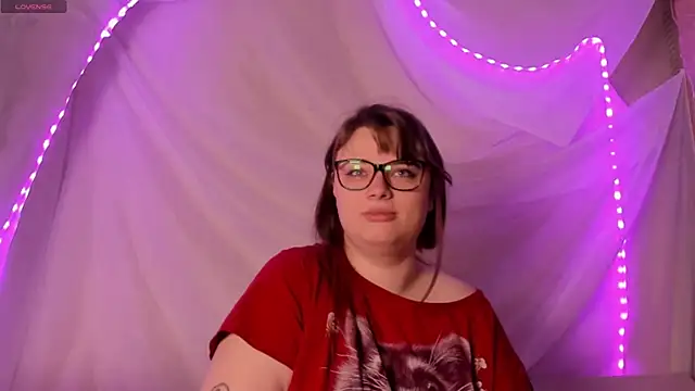 Seductive She Wolf online show from May 23, 9:02 am