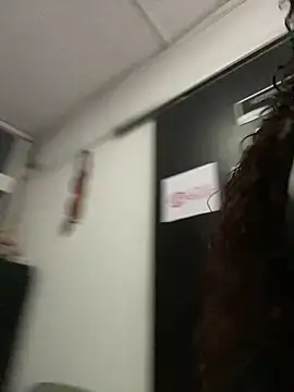 dannacoleman  online show from February 24, 6:28 pm