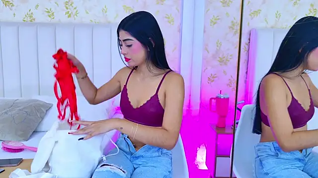 Mia-Monroe online show from November 4, 7:24 pm