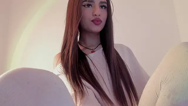 Sophia Cambpell online show from March 6, 9:33 pm