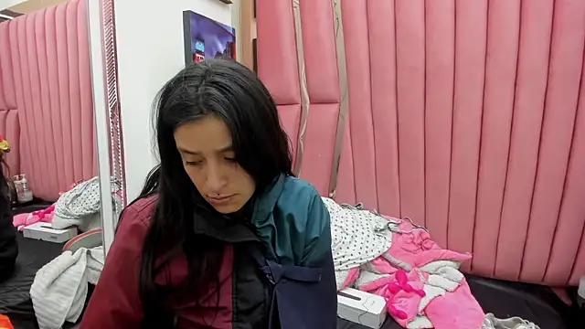 Sarah Hornny online show from February 5, 3:33 am