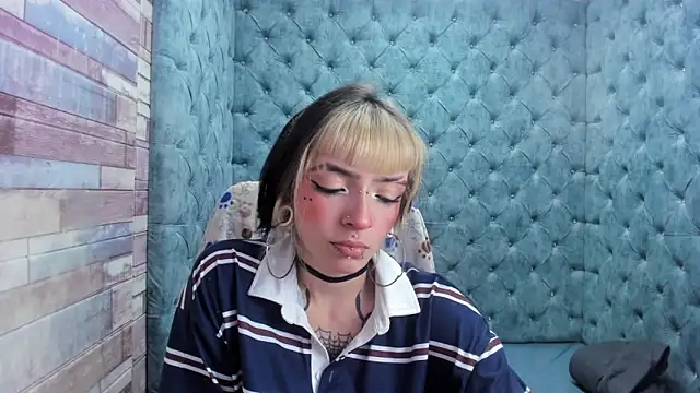 Samantha Smiith online show from November 26, 4:13 am