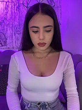 Snapshot of AbyThompson chatting on October 28, 12:19 pm AbyThompson online show from October 28, 12:19 pm