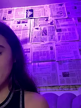 Snapshot of AbyThompson chatting on October 31, 2:07 pm AbyThompson online show from October 31, 2:07 pm