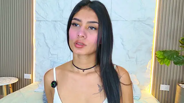 LaurenRodriiguez online show from April 5, 2:14 pm