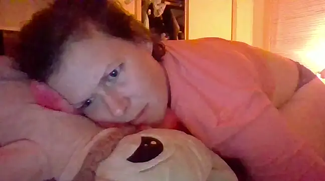 KatieBARBiE98 online show from December 16, 5:06 am