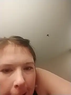 Snapshot of KatieBARBiE98 chatting on February 8, 10:24 pm KatieBARBiE98 online show from February 8, 10:24 pm