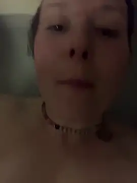 Snapshot of KatieBARBiE98 chatting on March 2, 2:58 am KatieBARBiE98 online show from March 2, 2:58 am