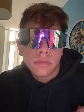 calleaaaa online show from November 14, 8:46 am