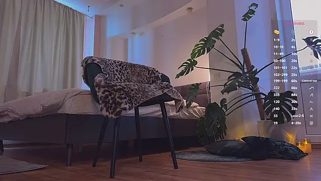 somejgirl online show from July 28, 5:14 am