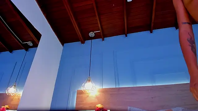 andymiller  online show from February 10, 9:47 pm