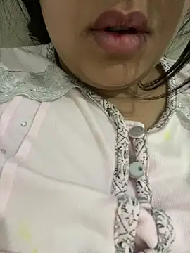 yassminsexy22 online show from January 10, 5:45 pm