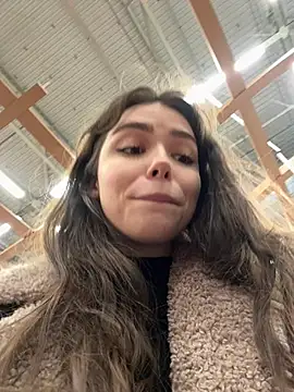 pantyless online show from February 4, 12:27 am