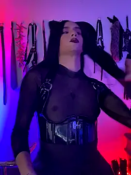 akinoro  online show from October 10, 9:14 pm