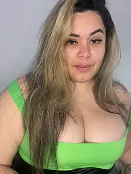 TheSweetLux online show from March 10, 3:30 pm