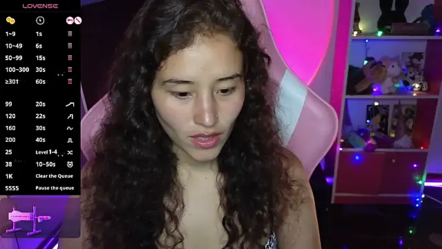 redbarbiedollx online show from November 22, 12:20 am